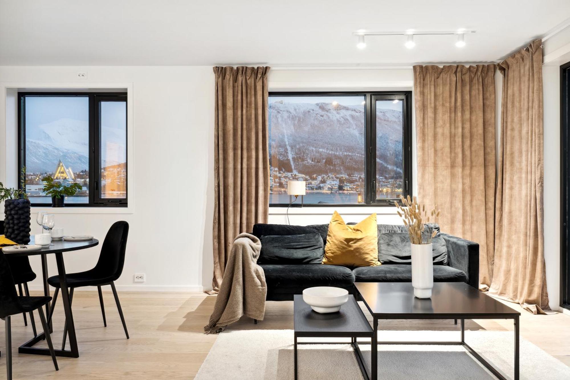 Totalapartments Vervet Gjoa ทรอมโซ ภายนอก รูปภาพ